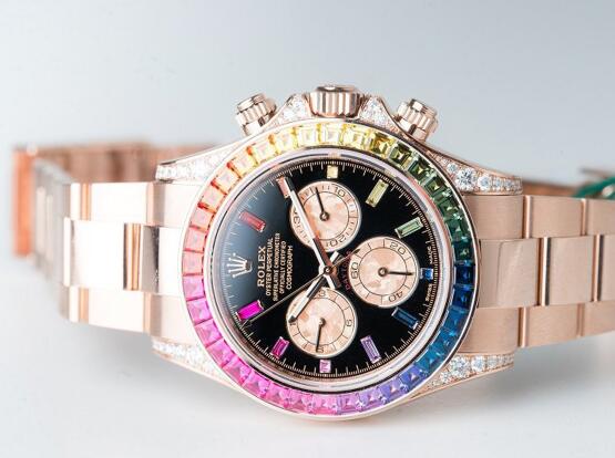 Many models of Rolex have been auctioned by extremely high price.